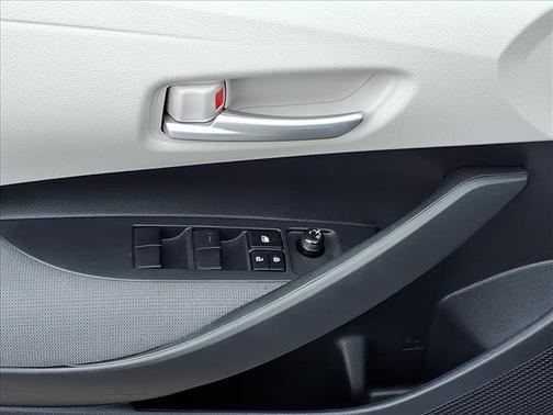 2020 Toyota Corolla Hybrid LE