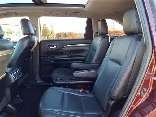 2019 Toyota Highlander Limited Platinum
