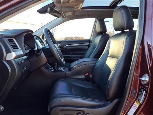 2019 Toyota Highlander Limited Platinum