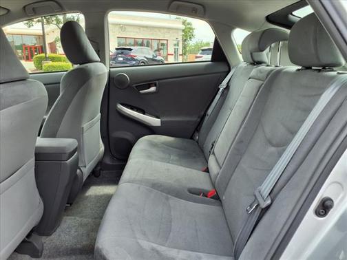 2010 Toyota Prius III