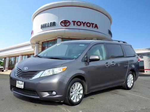 2014 Toyota Sienna XLE