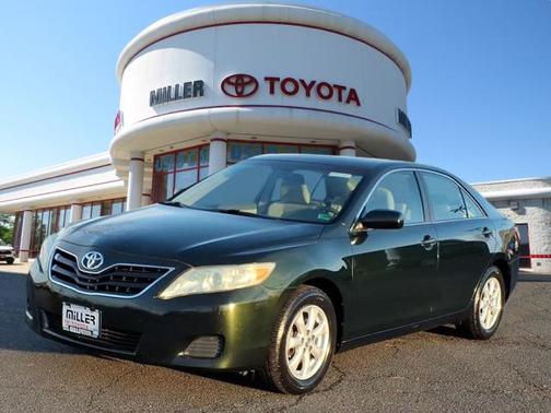 2010 Toyota Camry LE