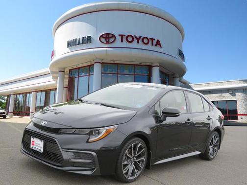 Photo 1 of 18 of 2021 Toyota Corolla SE