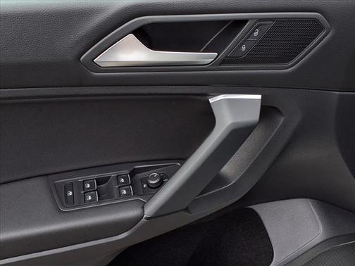 2019 Volkswagen Tiguan 2.0T SE