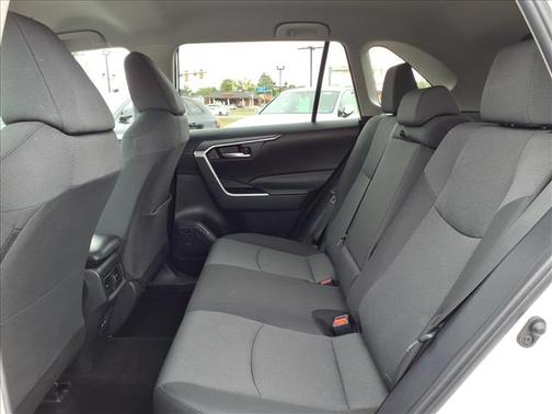 Ice Cap 2025 Toyota RAV4 XLE