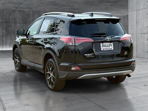 BLACK 2016 Toyota RAV4 SE
