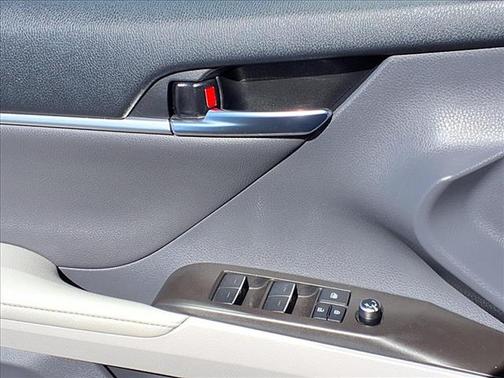 2023 Toyota Camry XLE