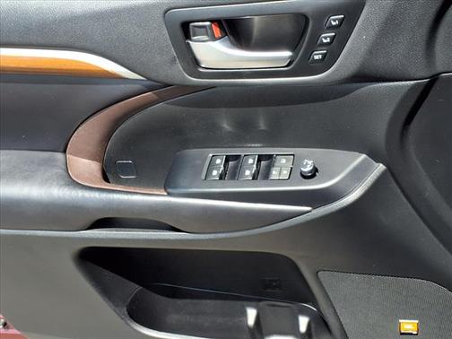 2019 Toyota Highlander Limited Platinum