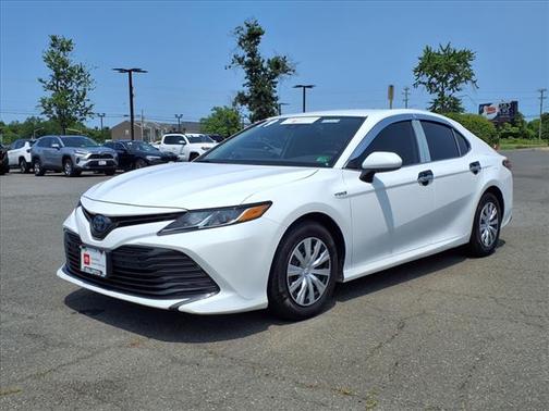 2019 Toyota Camry Hybrid LE