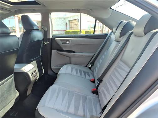 Celestial Silver Metallic 2017 Toyota Camry XSE