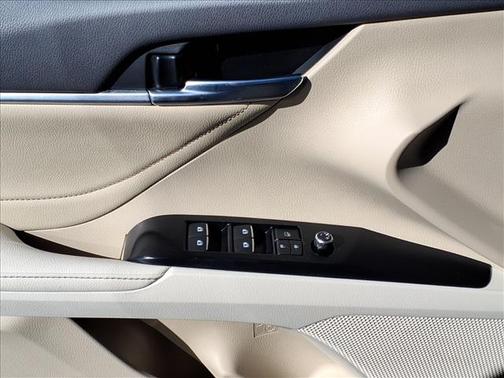 2018 Toyota Camry XLE