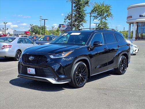 2024 Toyota Highlander XSE