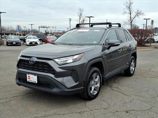 2022 Toyota RAV4 Hybrid XLE