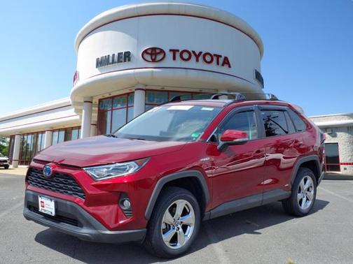 2021 Toyota RAV4 Hybrid XLE Premium
