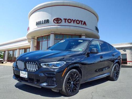 2023 BMW X6 M50i