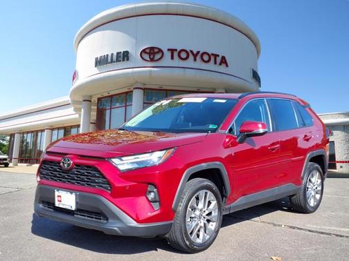 2024 Toyota RAV4 XLE Premium