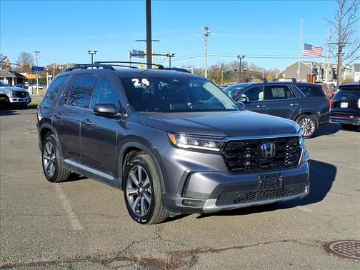 2024 Honda Pilot Touring 8-Passenger
