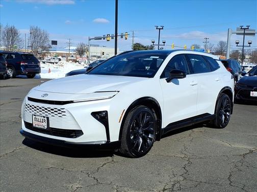 2025 Toyota Crown Signia Limited