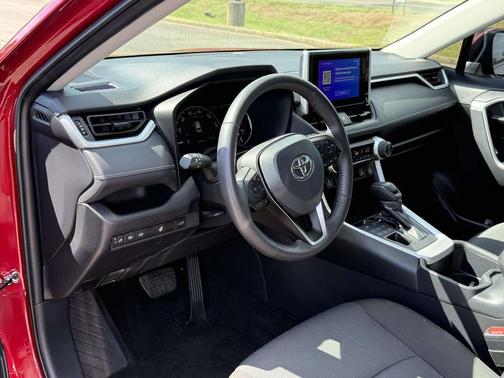 Ruby Flare Pearl 2025 Toyota RAV4 XLE