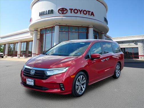 Radiant Red Metallic II 2022 Honda Odyssey Touring