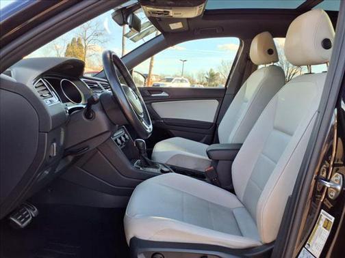 2020 Volkswagen Tiguan 2.0T SE R-Line Black 4MOTION