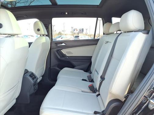 2020 Volkswagen Tiguan 2.0T SE R-Line Black 4MOTION