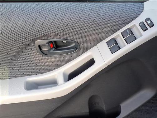 2010 Toyota Yaris Base