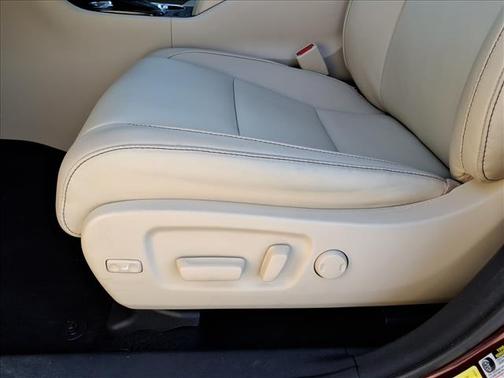 Ooh La La Rouge Mica 2017 Toyota Highlander XLE