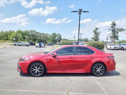 Supersonic Red 2022 Toyota Camry SE