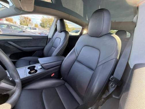 2023 Tesla Model Y RWD