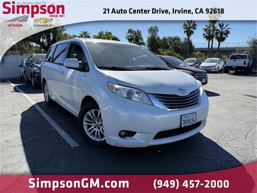 2015 Toyota Sienna XLE