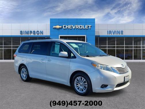 2015 Toyota Sienna XLE