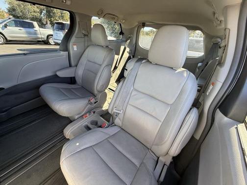 2015 Toyota Sienna XLE