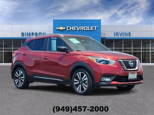 Cayenne Red Metallic 2020 Nissan Kicks SR
