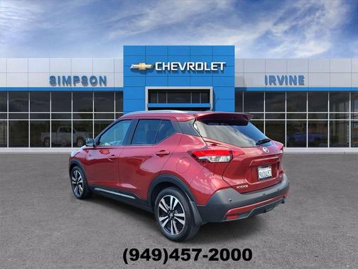 Cayenne Red Metallic 2020 Nissan Kicks SR