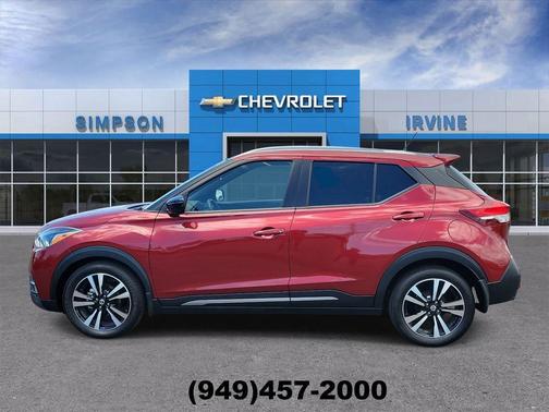 Cayenne Red Metallic 2020 Nissan Kicks SR