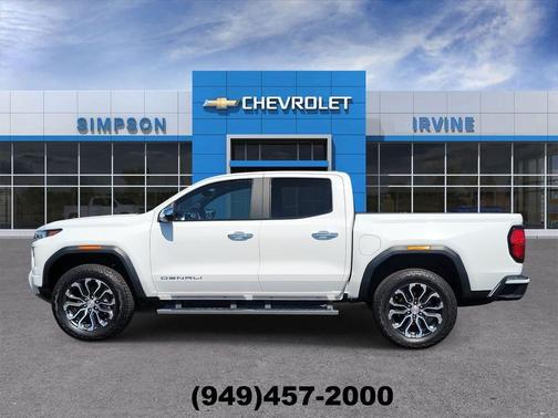Summit White 2024 GMC Canyon Denali