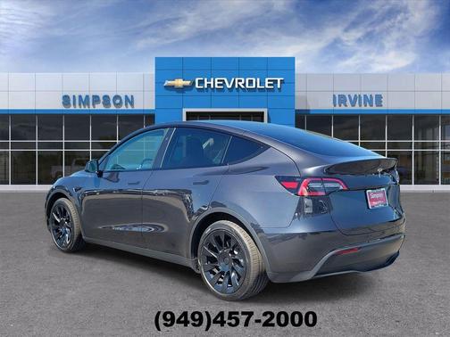 2024 Tesla Model Y Long Range Single Motor Rear-Wheel Drive