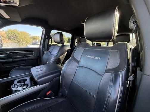 2023 RAM 2500 Laramie Crew Cab 4x4 6'4' Box