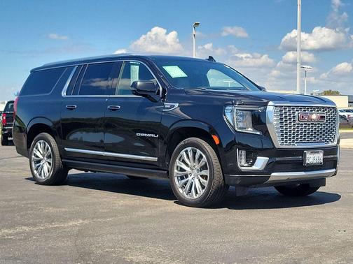 Onyx Black 2021 GMC Yukon XL Denali