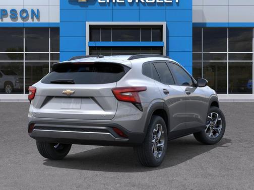 Sterling Gray Metallic 2026 Chevrolet Trax LT