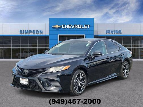 2020 Toyota Camry SE