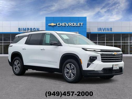 2025 Chevrolet Traverse LT