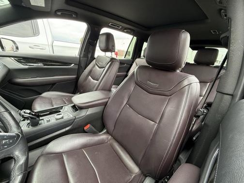 2023 Cadillac XT6 Premium Luxury FWD