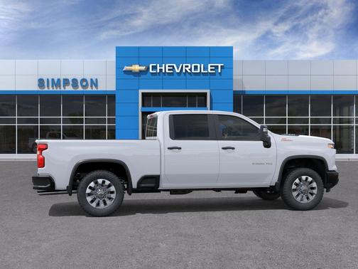 Summit White 2026 Chevrolet Silverado 2500 Custom