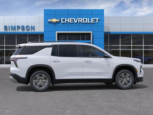Summit White 2026 Chevrolet Traverse LT