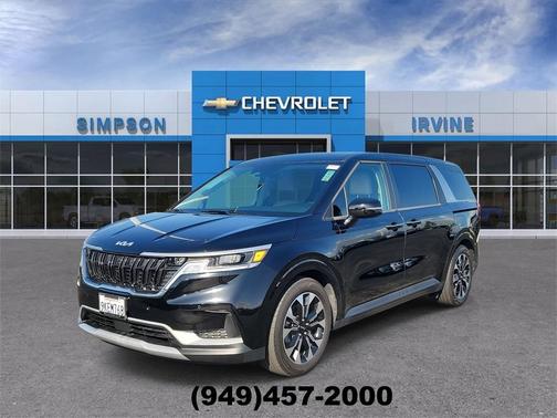 2024 Kia Carnival EX