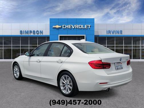 Alpine White 2016 BMW 320 i