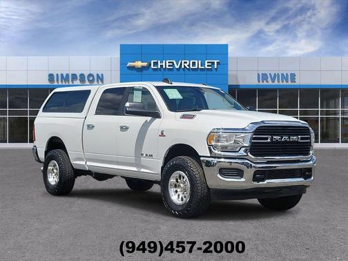 Bright White Clearcoat 2019 RAM 2500 Big Horn Crew Cab 4x4 6'4' Box