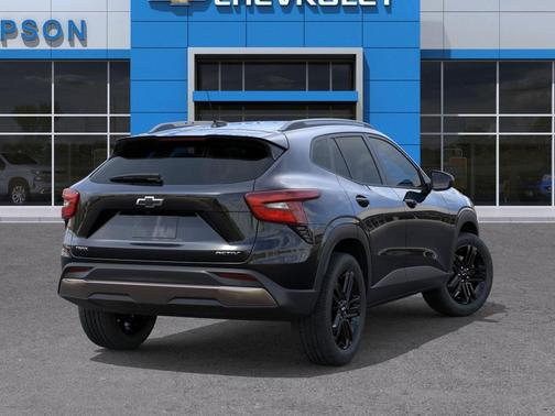 Mosaic Black Metallic 2026 Chevrolet Trax FWD ACTIV